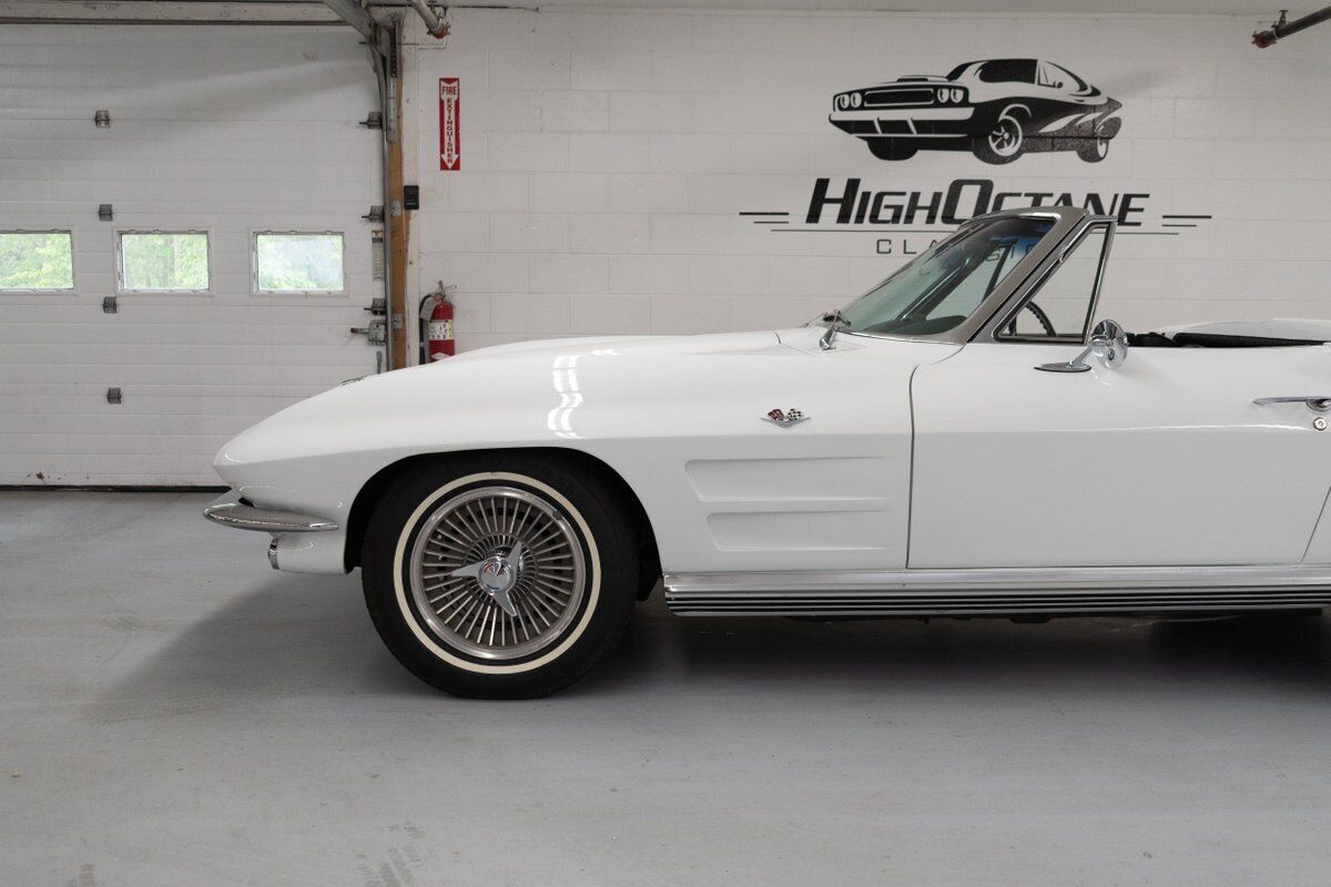 Chevrolet-Corvette-1964-34