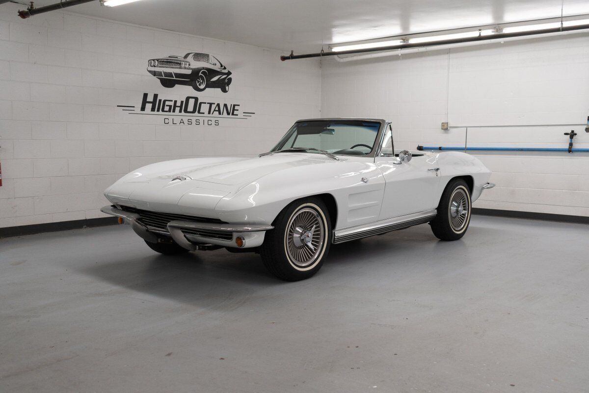 Chevrolet-Corvette-1964-5