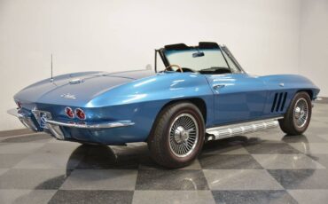 Chevrolet-Corvette-1965-1