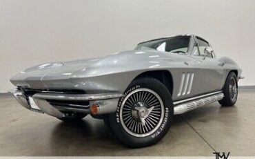 Chevrolet-Corvette-1965-1