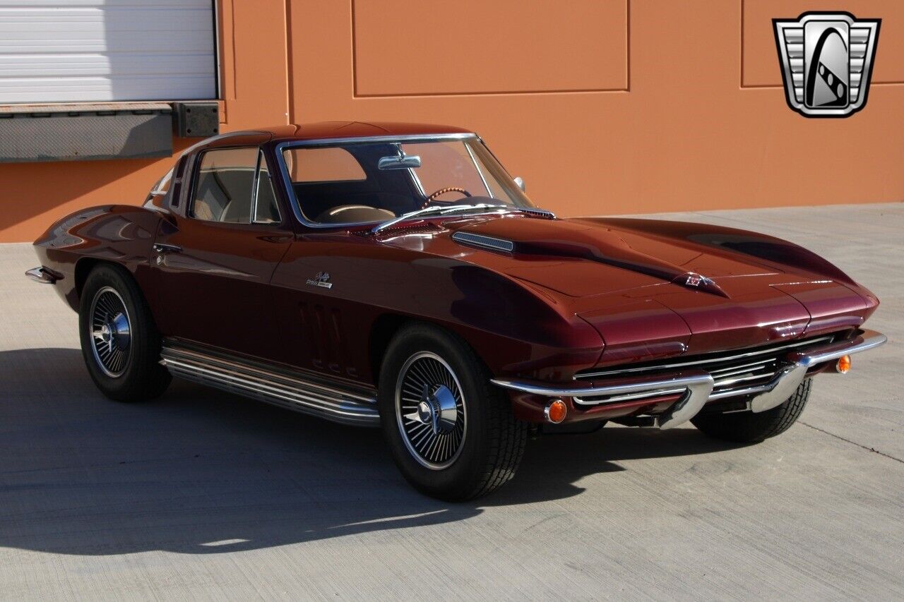 Chevrolet-Corvette-1965-10