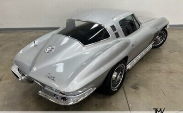 Chevrolet-Corvette-1965-11