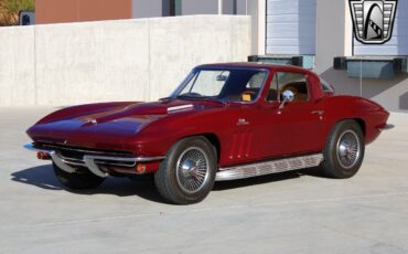 Chevrolet-Corvette-1965-4