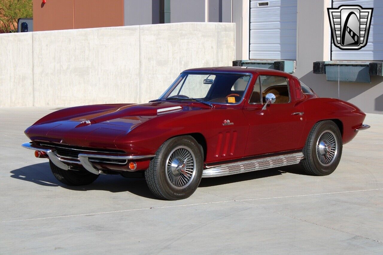 Chevrolet-Corvette-1965-4