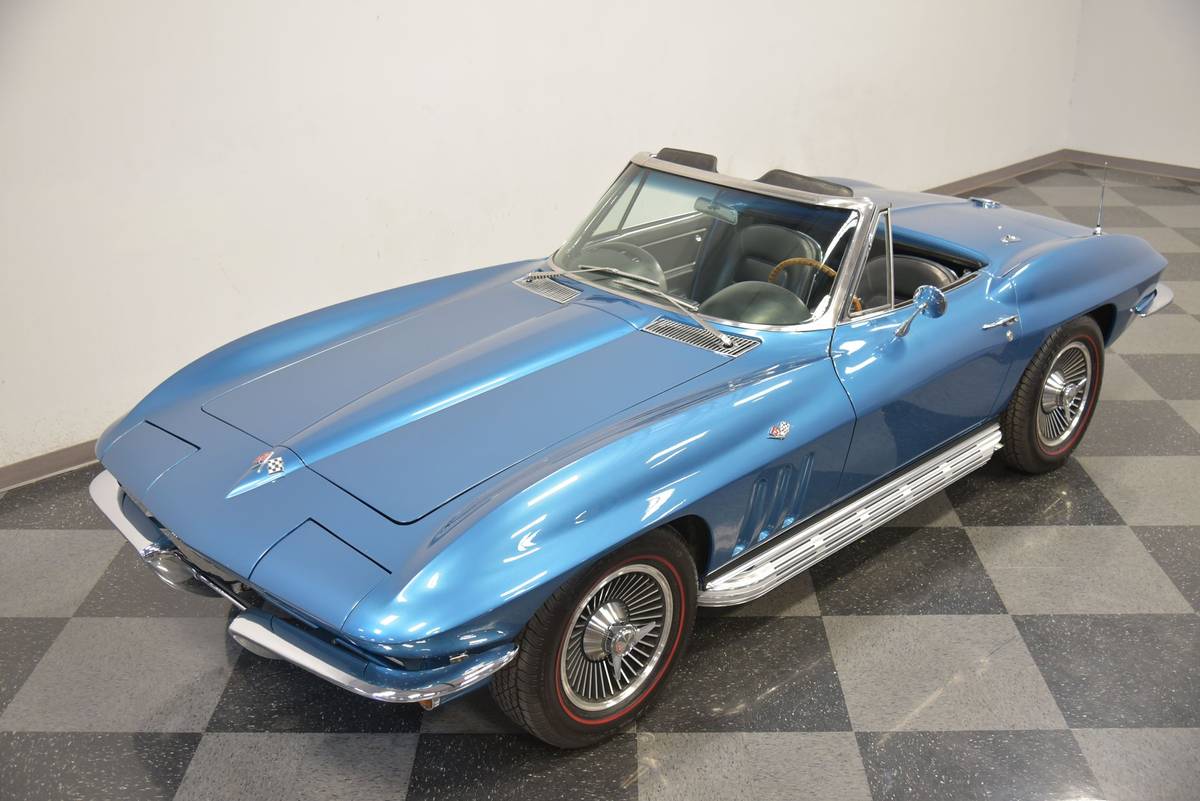 Chevrolet-Corvette-1965-5