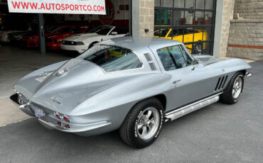 Chevrolet-Corvette-1965-5