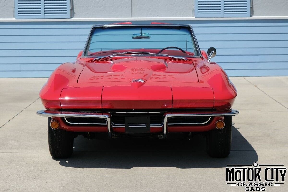 Chevrolet-Corvette-1965-8