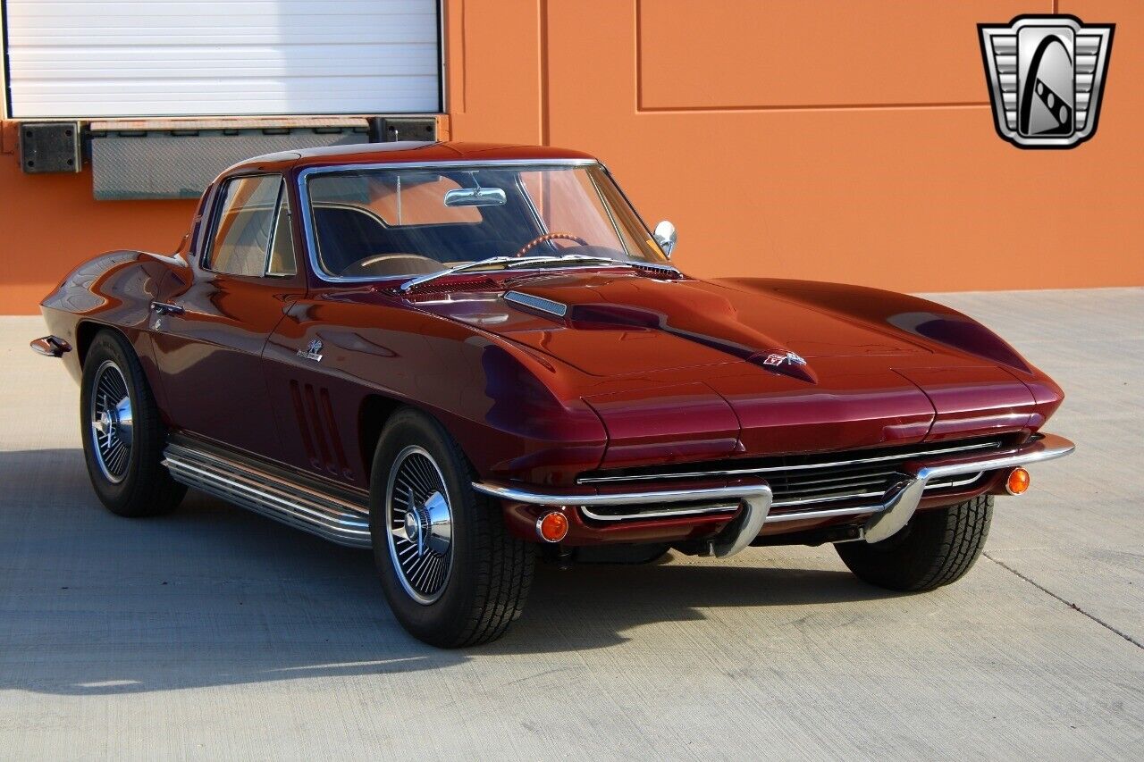 Chevrolet-Corvette-1965-8