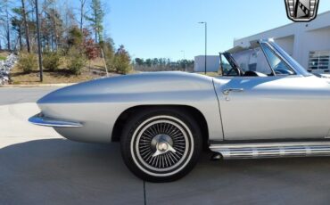 Chevrolet-Corvette-1966-11