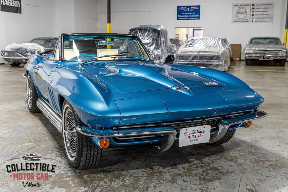 Chevrolet-Corvette-1966-12