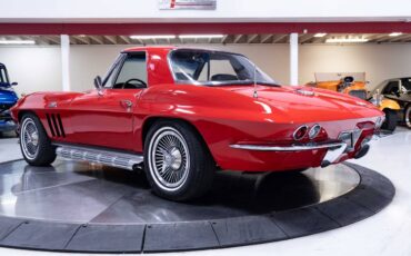 Chevrolet-Corvette-1966-12