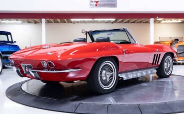 Chevrolet-Corvette-1966-5