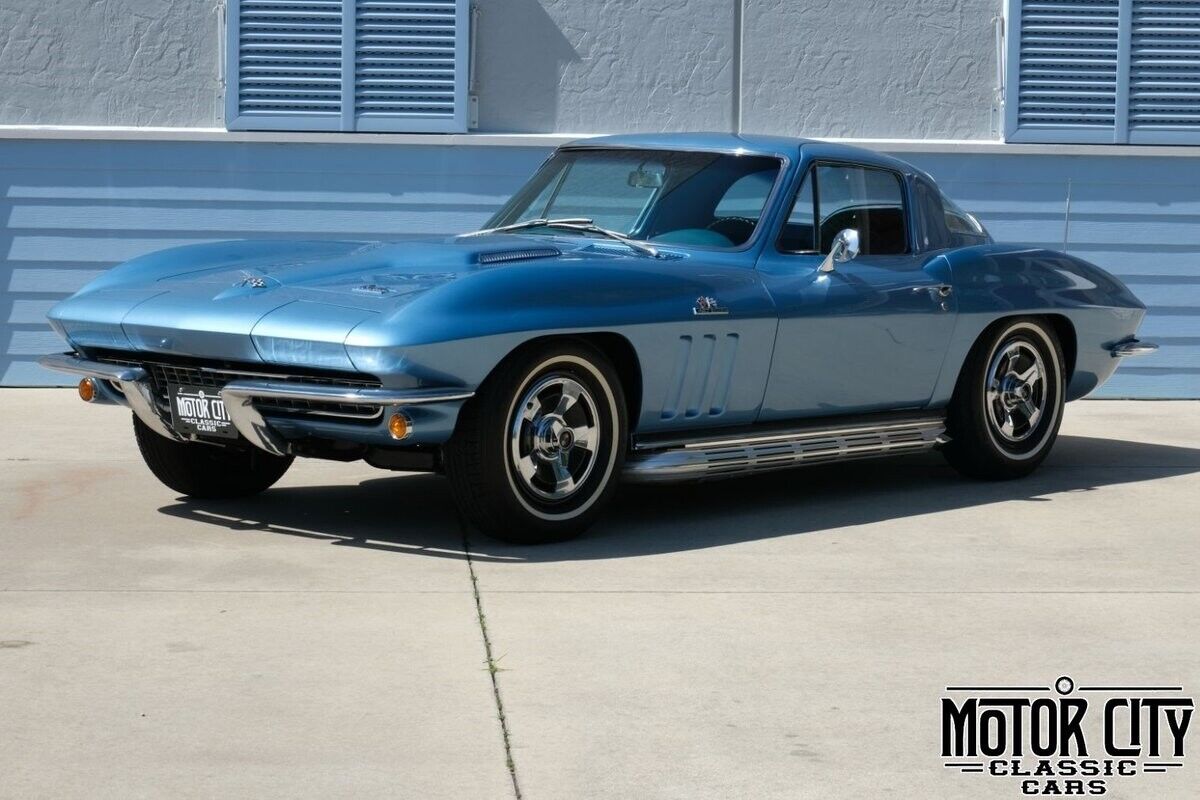 Chevrolet-Corvette-1966-6