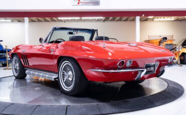 Chevrolet-Corvette-1966-7