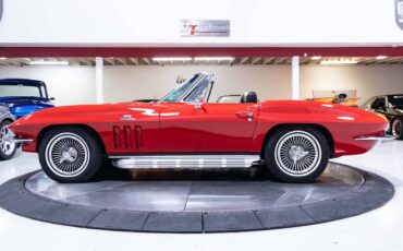 Chevrolet-Corvette-1966-8