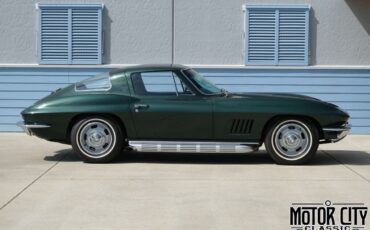 Chevrolet-Corvette-1967-1