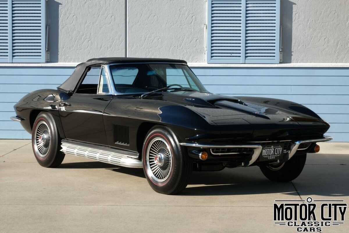 Chevrolet-Corvette-1967-1