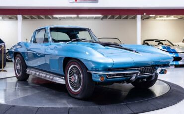 Chevrolet-Corvette-1967-2