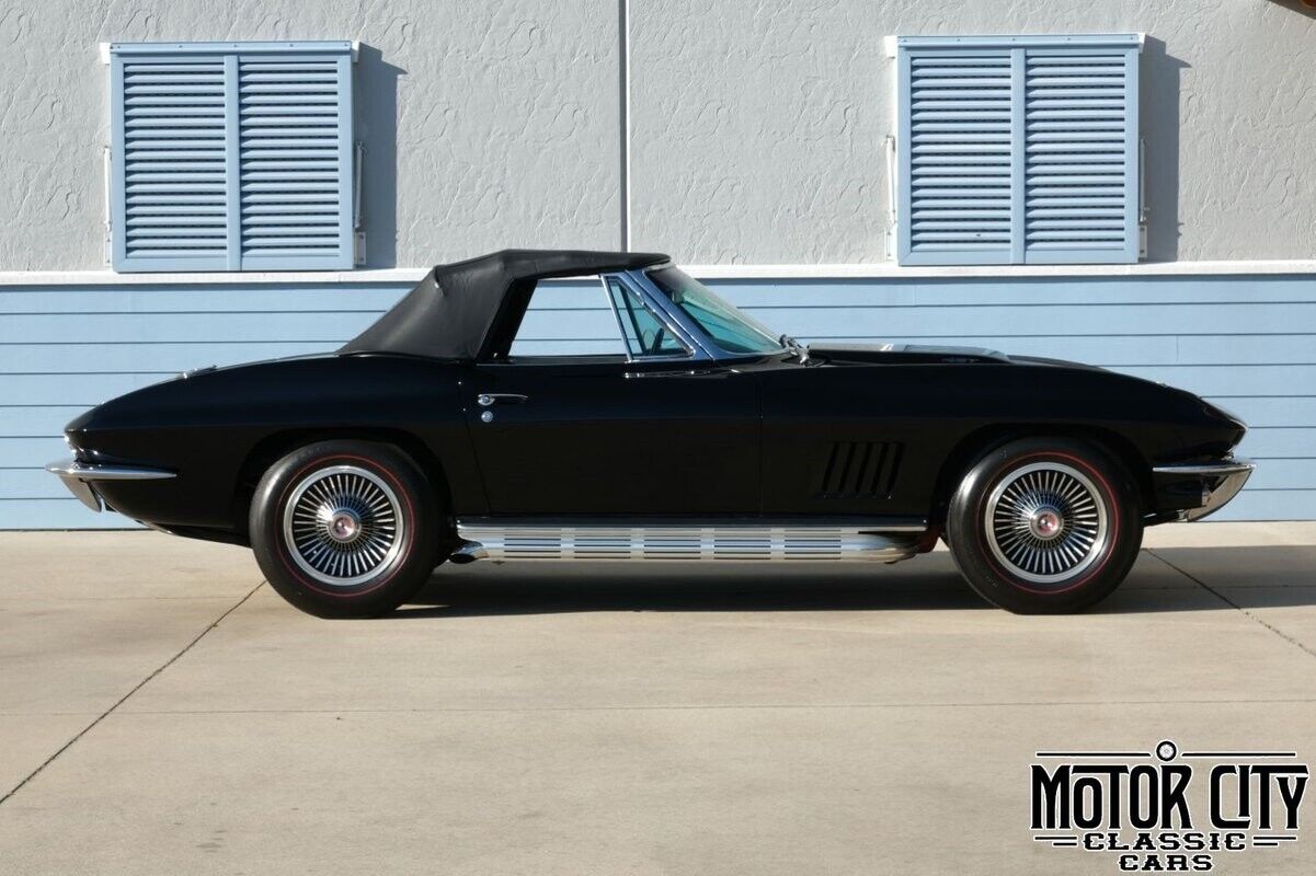 Chevrolet-Corvette-1967-3