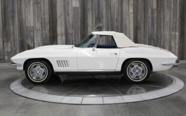 Chevrolet-Corvette-1967-3