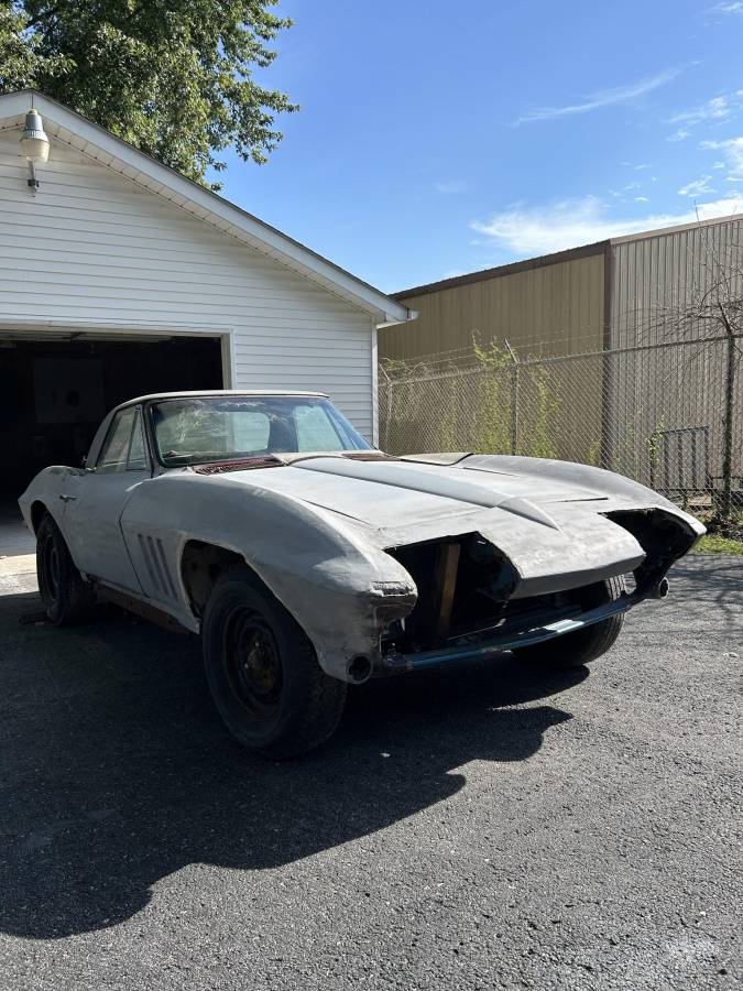 Chevrolet-Corvette-1967