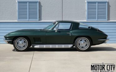 Chevrolet-Corvette-1967-5