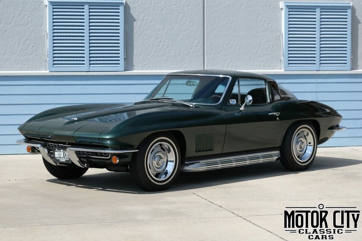 Chevrolet-Corvette-1967-6