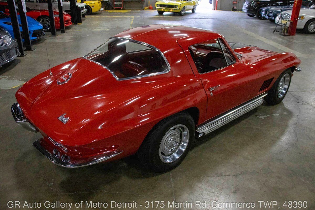 Chevrolet-Corvette-1967-6