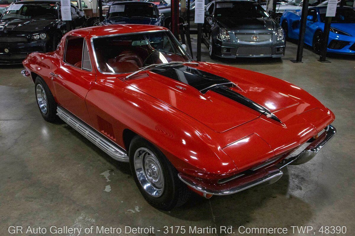 Chevrolet-Corvette-1967-8