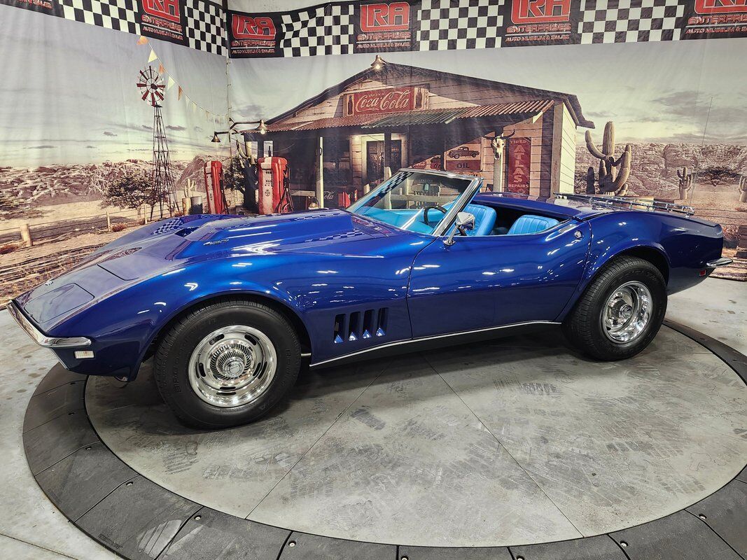 Chevrolet-Corvette-1968-1