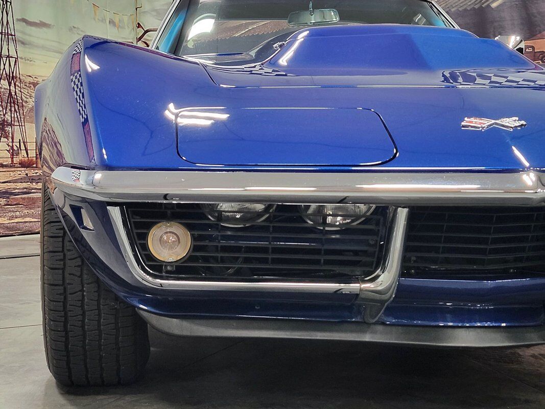 Chevrolet-Corvette-1968-12