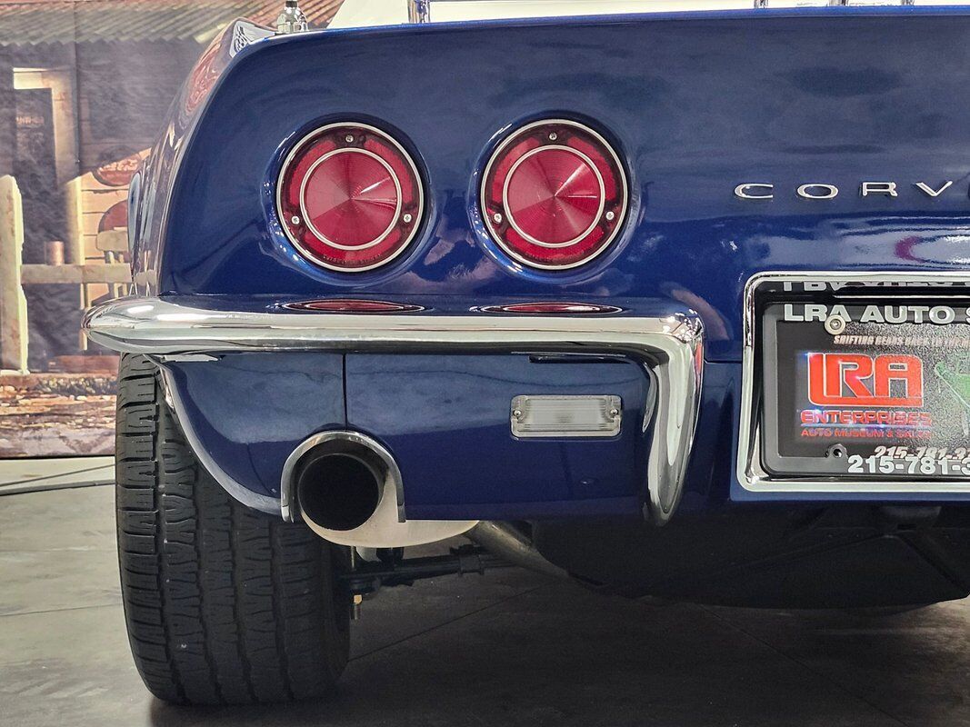 Chevrolet-Corvette-1968-14