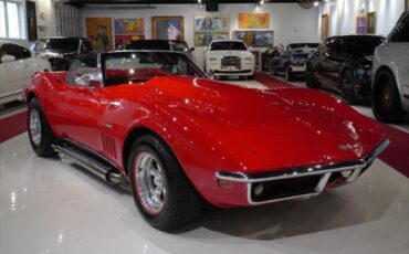 Chevrolet-Corvette-1969-1