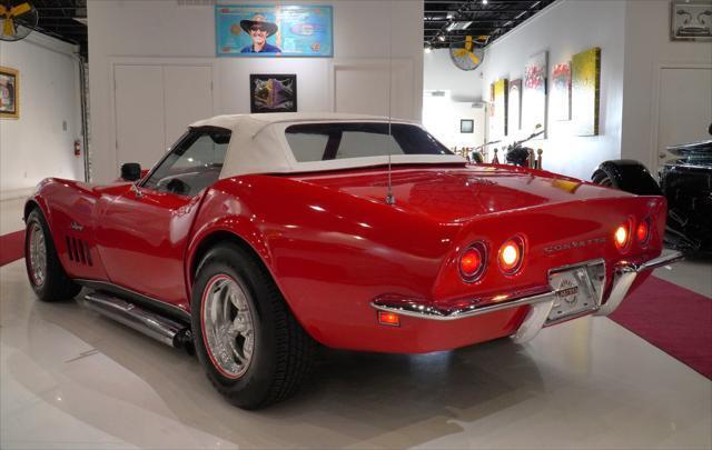 Chevrolet-Corvette-1969-11