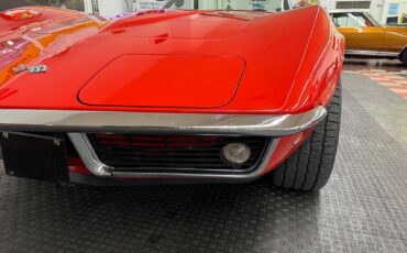 Chevrolet-Corvette-1969-12