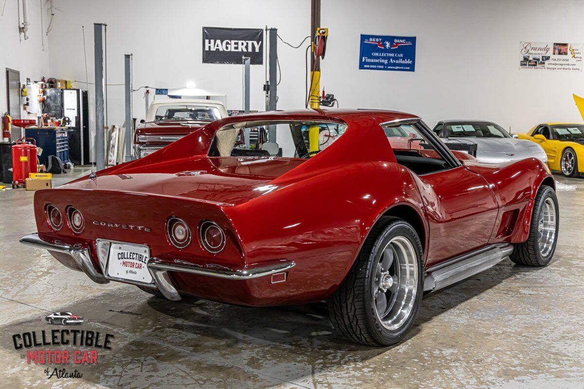 Chevrolet-Corvette-1969-13