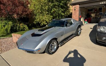 Chevrolet-Corvette-1969