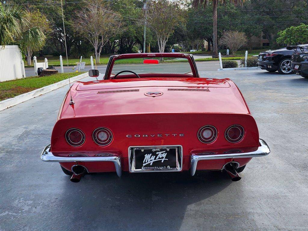 Chevrolet-Corvette-1969-6