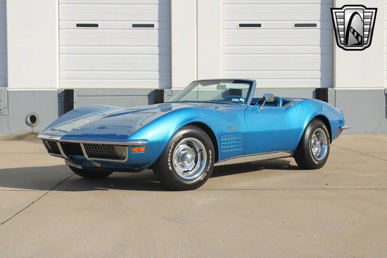 Chevrolet-Corvette-1970-2