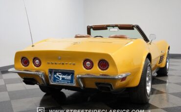 Chevrolet-Corvette-1971-11