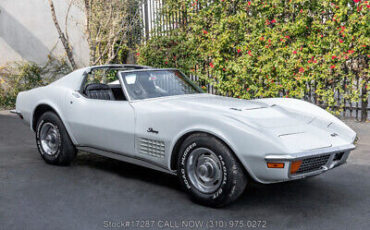 Chevrolet-Corvette-1971-2