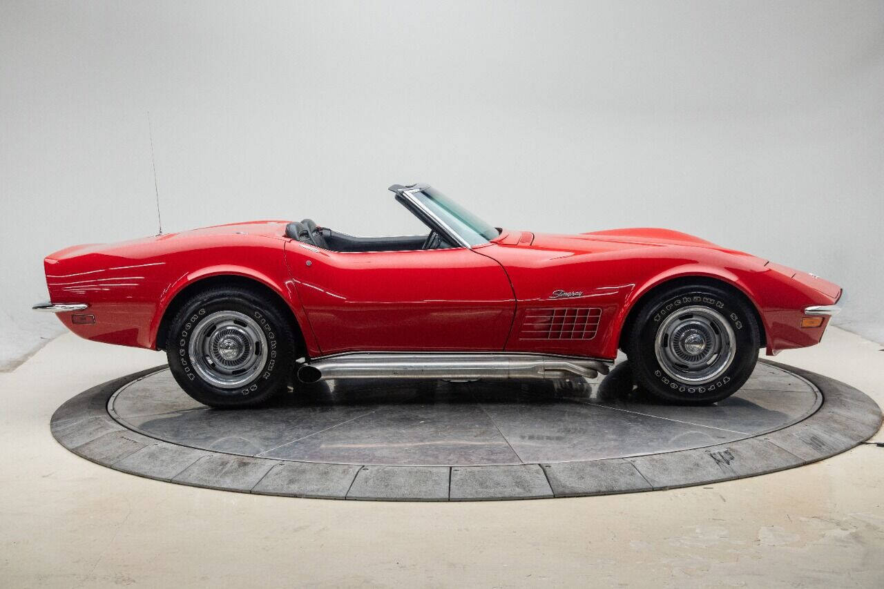 Chevrolet-Corvette-1971-3