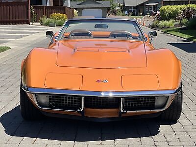 Chevrolet-Corvette-1971-3