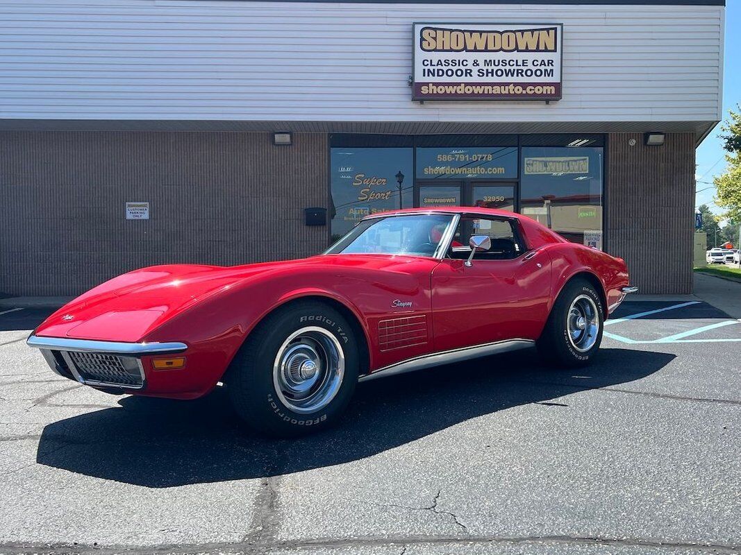 Chevrolet Corvette  year1}