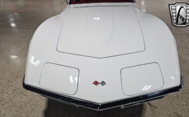 Chevrolet-Corvette-1971-9