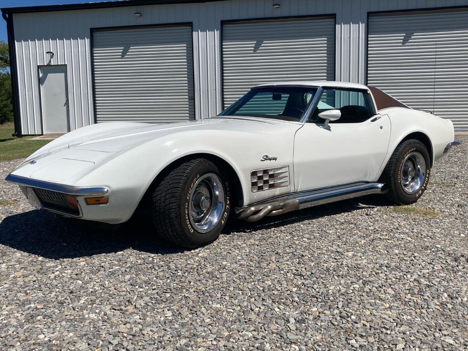 Chevrolet-Corvette-1972-10