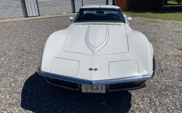 Chevrolet-Corvette-1972-13