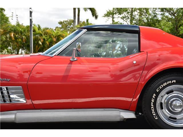 Chevrolet-Corvette-1972-14