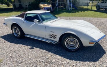 Chevrolet-Corvette-1972-15