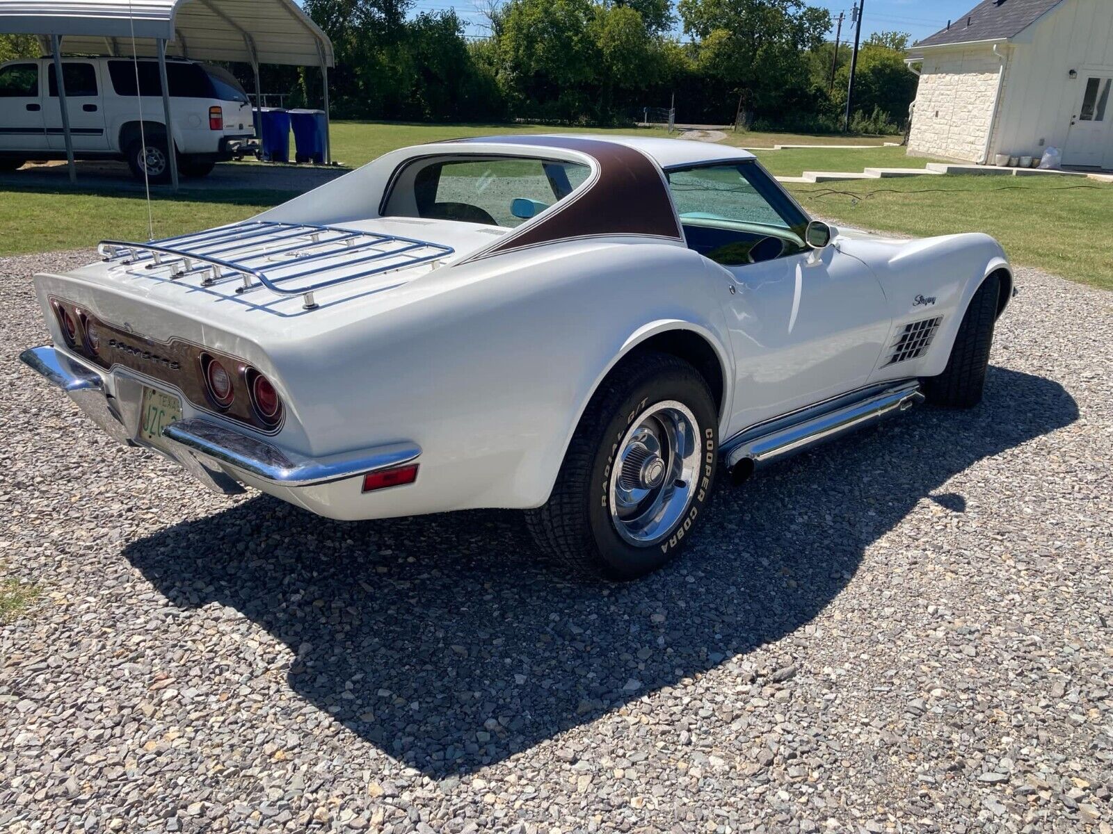 Chevrolet-Corvette-1972-16